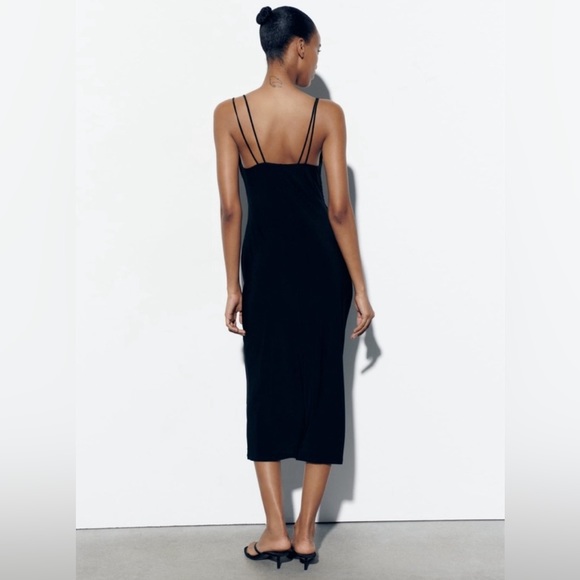 Zara - Black 🖤🖤🖤 Dress with Draped Neckline - Size Small - NWT - Picture 4 of 7